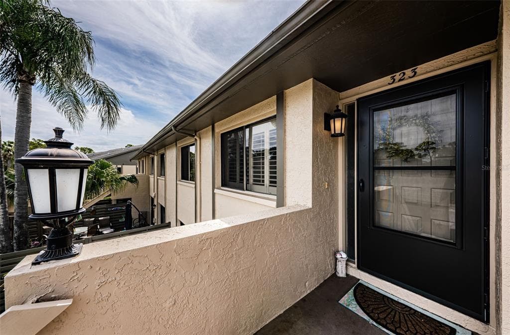 3155 LANDMARK DRIVE UNIT 323 CLEARWATER, FL 33761