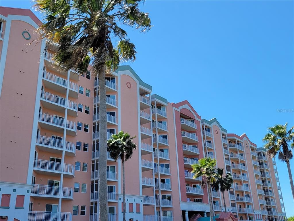 4516 SEAGULL DRIVE UNIT 817 NEW PORT RICHEY, FL 34652