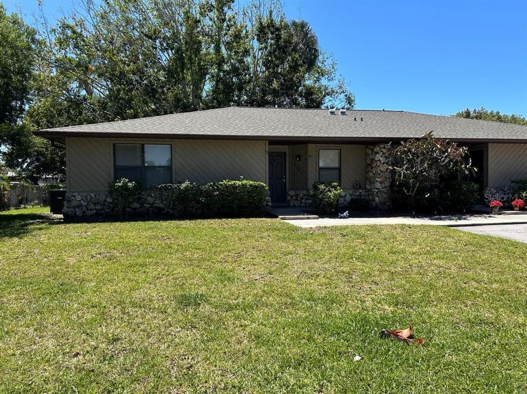 5323 11TH STREET CIRCLE E UNIT 5323 BRADENTON, FL 34203