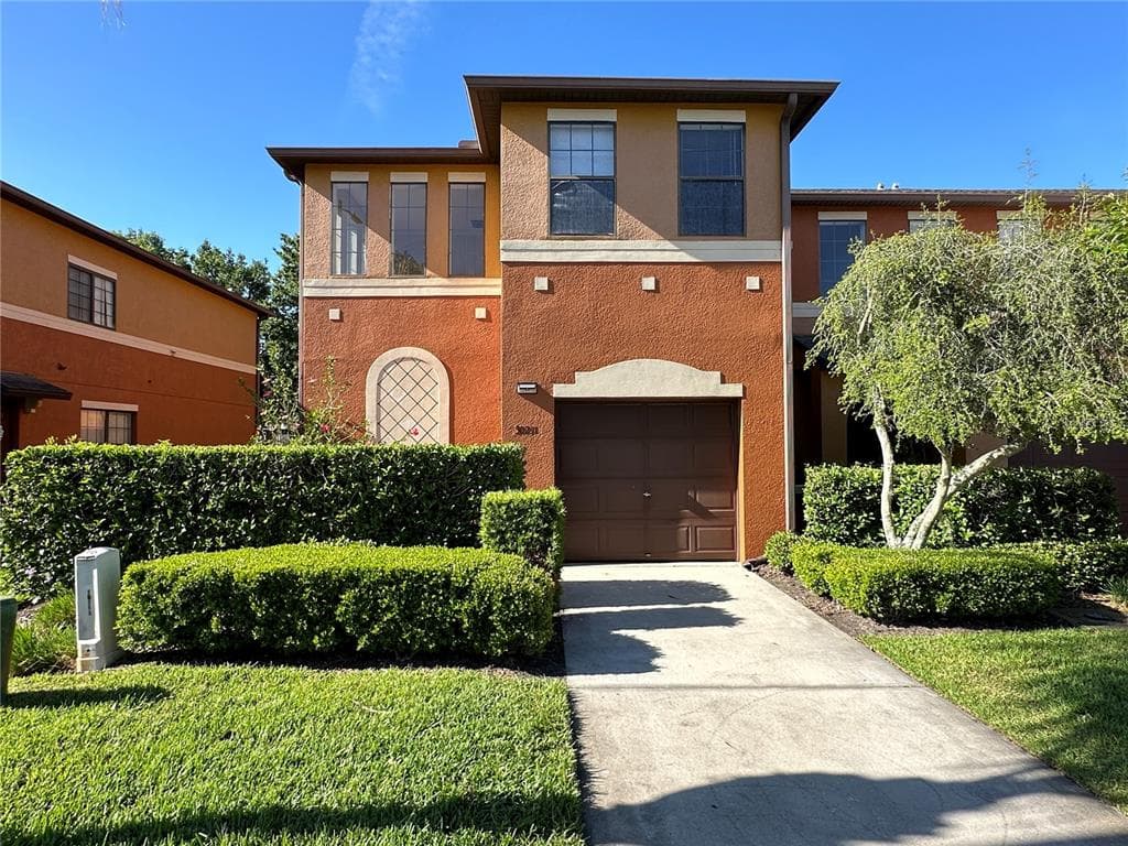 30211 GOODWICK WAY WESLEY CHAPEL, FL 33543