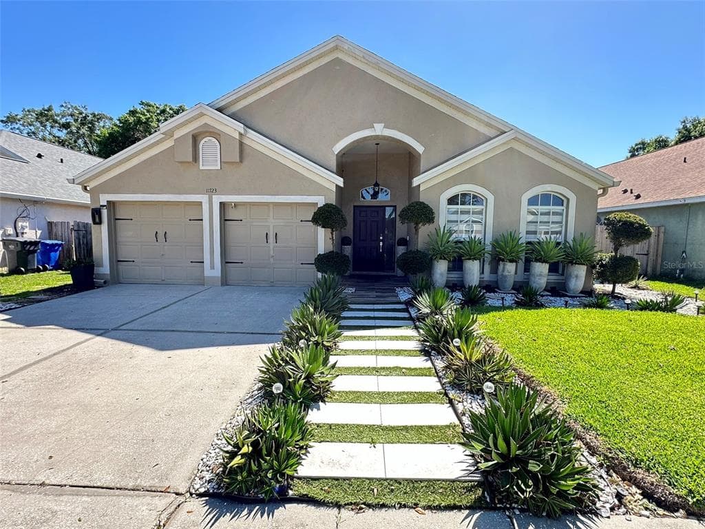 11723 CARROLLWOOD COVE DRIVE TAMPA, FL 33624
