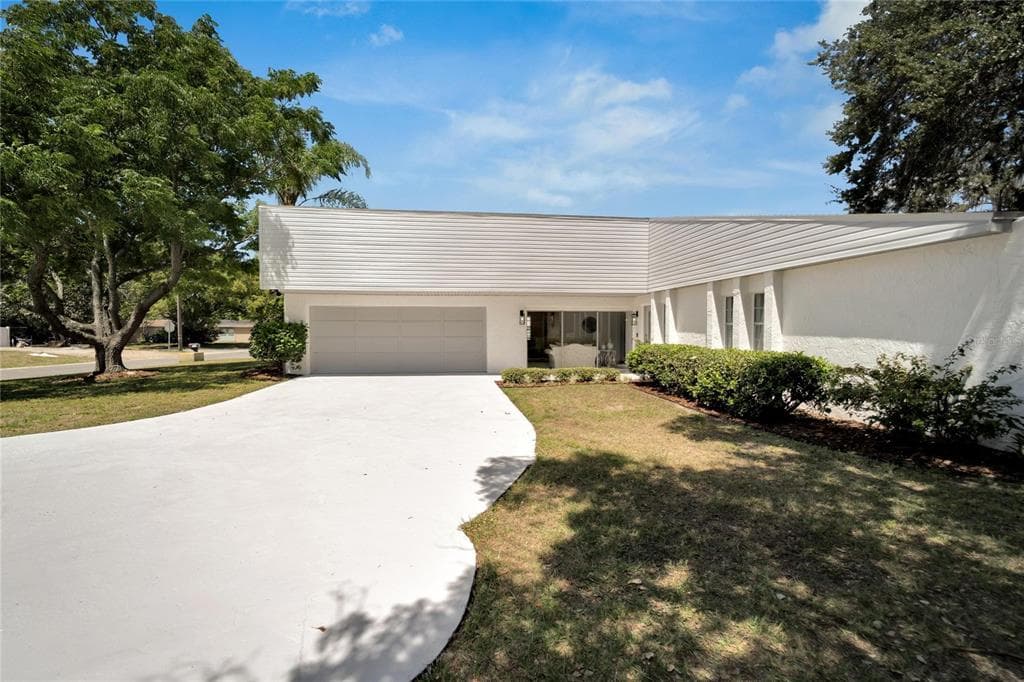 110 BARKFIELD STREET