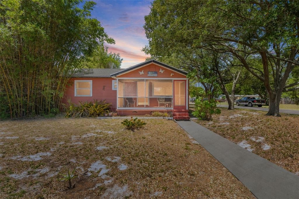 1701 56TH STREET S GULFPORT, FL 33707
