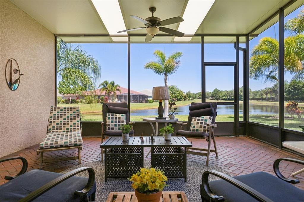 5104 INDIAN SHORES PLACE WIMAUMA, FL 33598