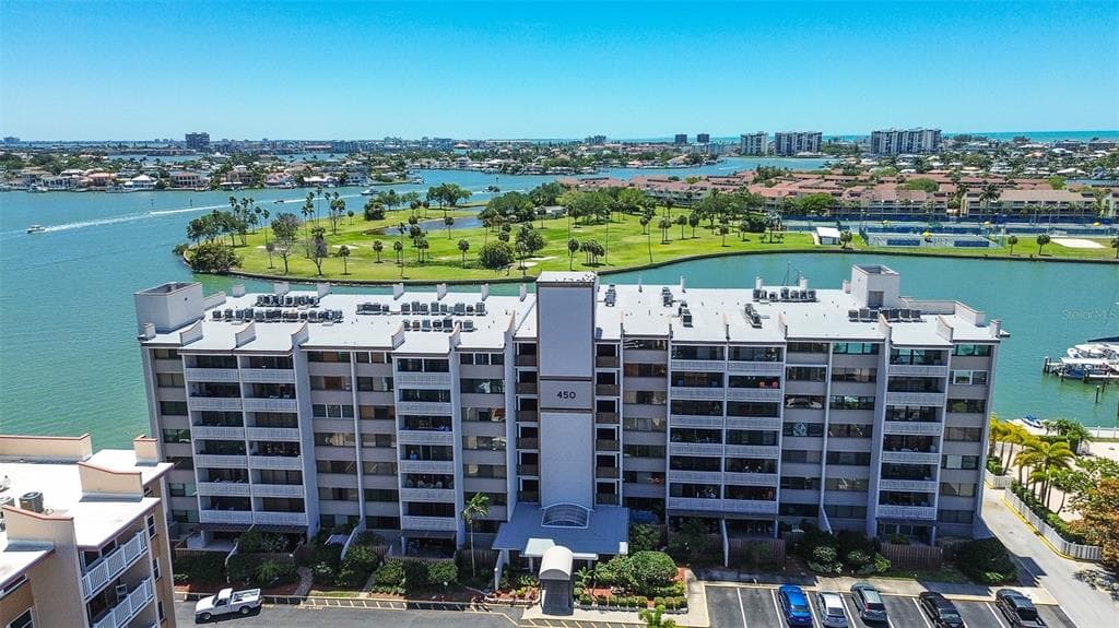 450 TREASURE ISLAND CAUSEWAY UNIT 204 TREASURE ISLAND, FL 33706