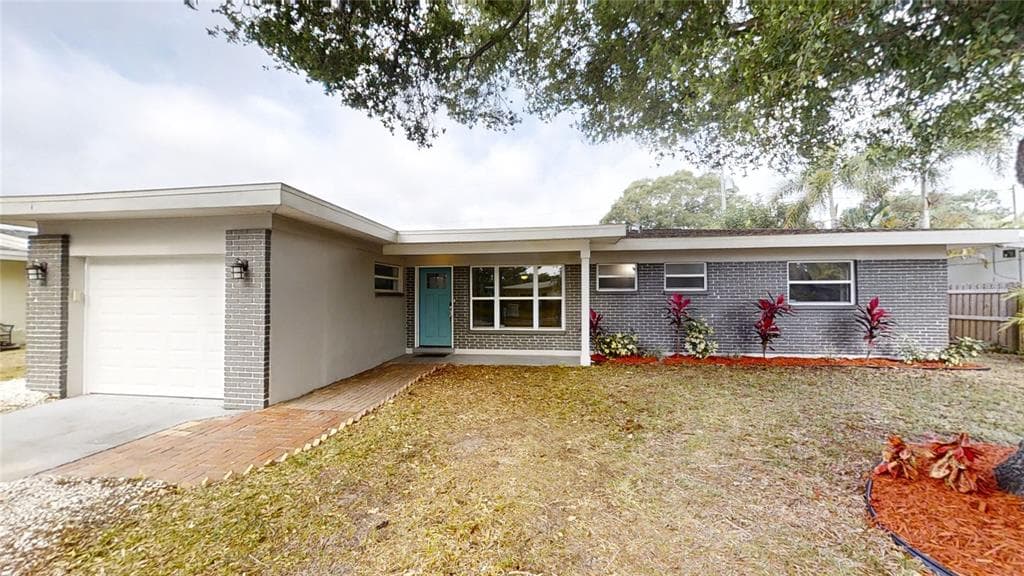1625 MADRID DRIVE LARGO, FL 33778