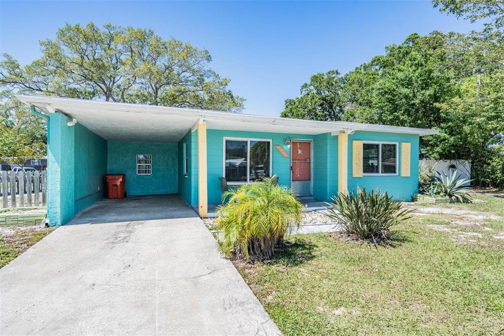 6647 HIBISCUS AVENUE S SOUTH PASADENA, FL 33707