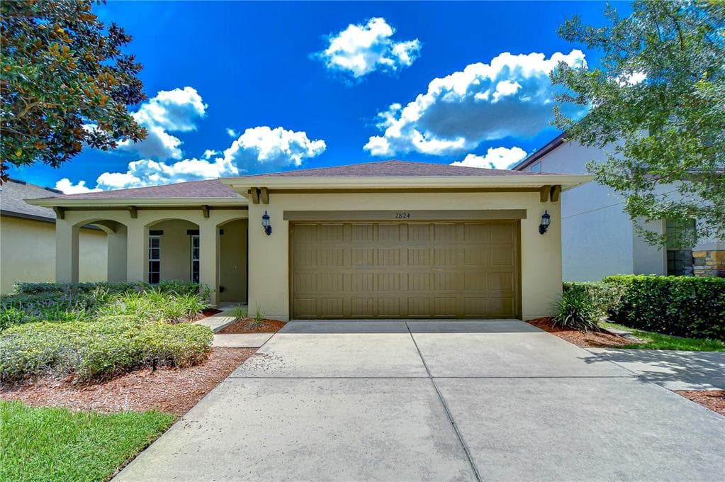 2824 CYPRESS BOWL ROAD