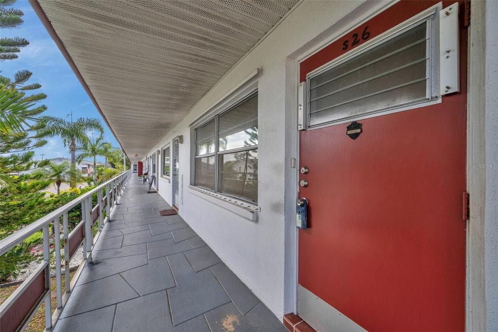 1900 58TH AVENUE N UNIT 26 ST PETERSBURG, FL 33714