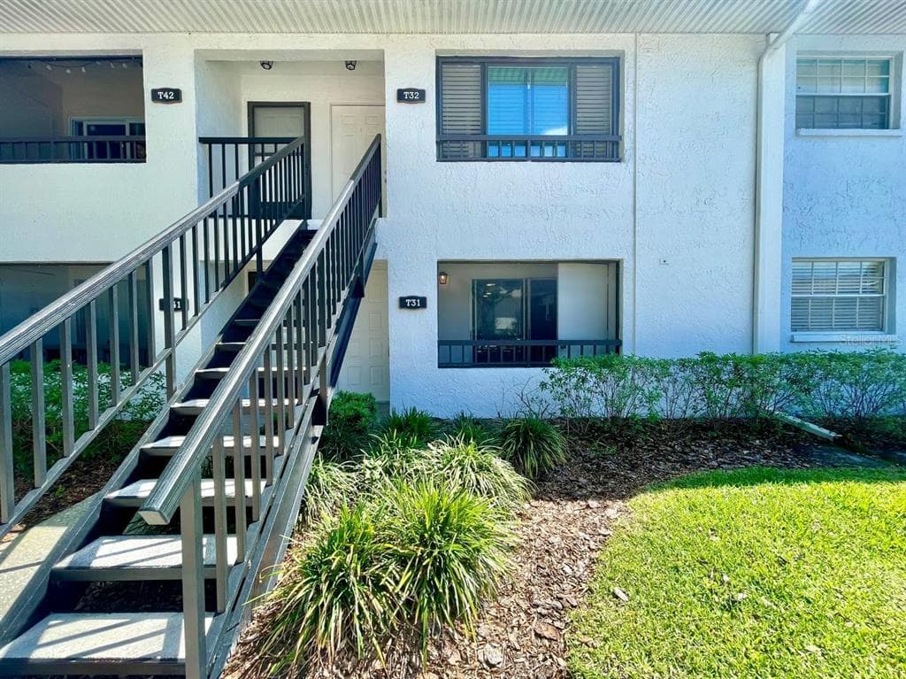 4508 S OAK DRIVE UNIT T31 TAMPA, FL 33611