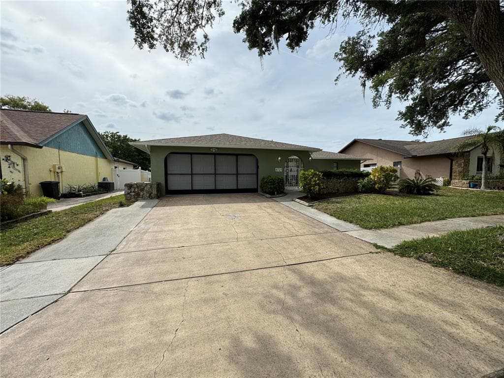 8725 ARUBA LANE PORT RICHEY, FL 34668