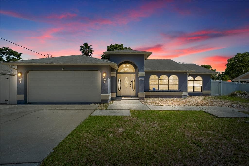 4464 MARINER BOULEVARD SPRING HILL, FL 34609