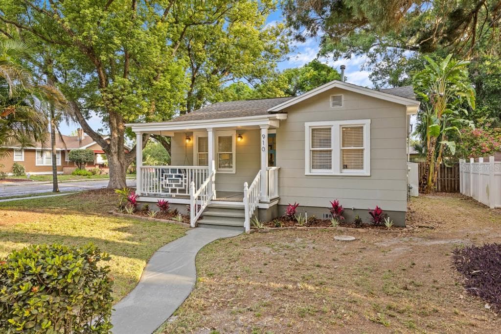 910 E ELLICOTT STREET TAMPA, FL 33603
