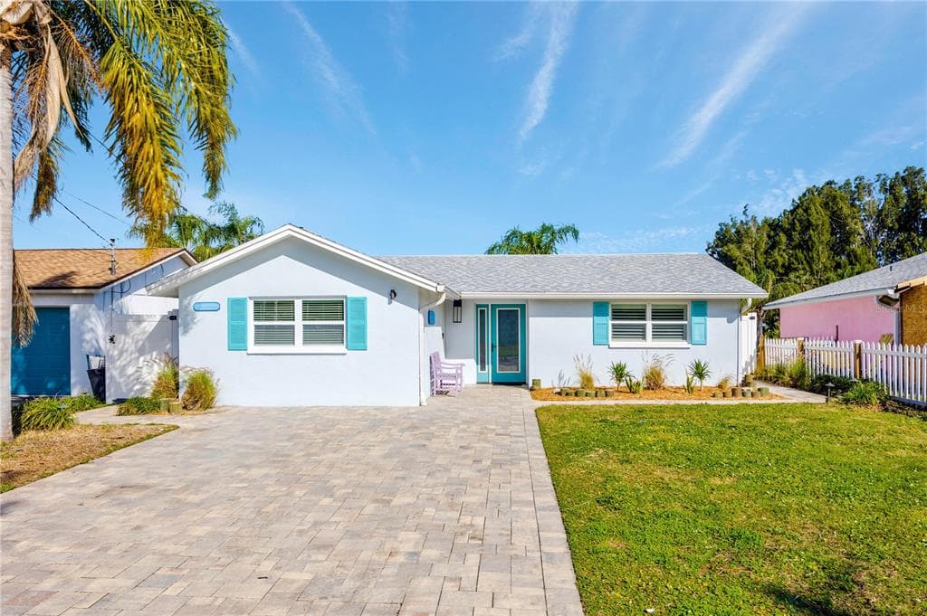 7105 MCCRAY DRIVE HUDSON, FL 34667