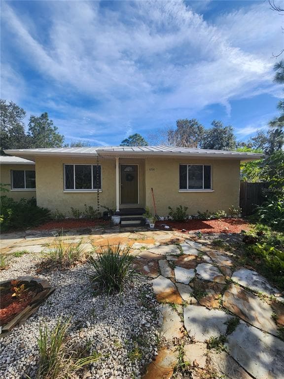 6206 FOSTER AVENUE TAMPA, FL 33611