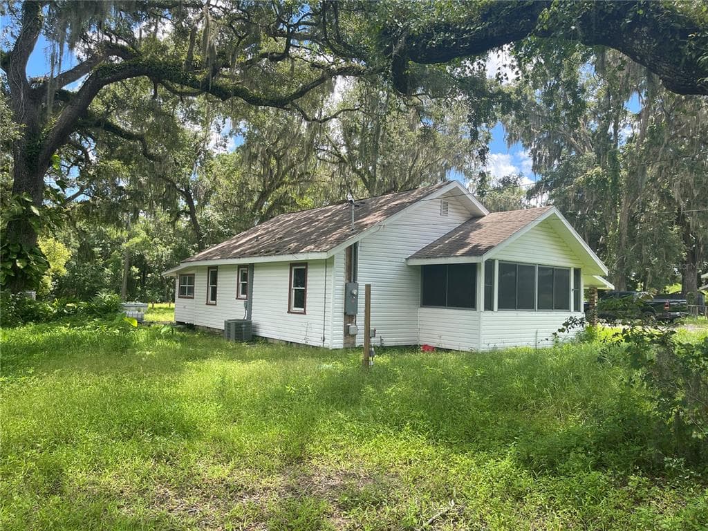 1205 S MAIN STREET BROOKSVILLE, FL 34601