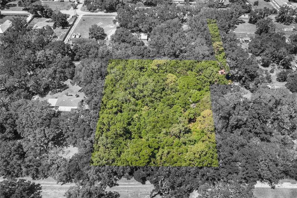 2726 EWELL ROAD LAKELAND, FL 33811