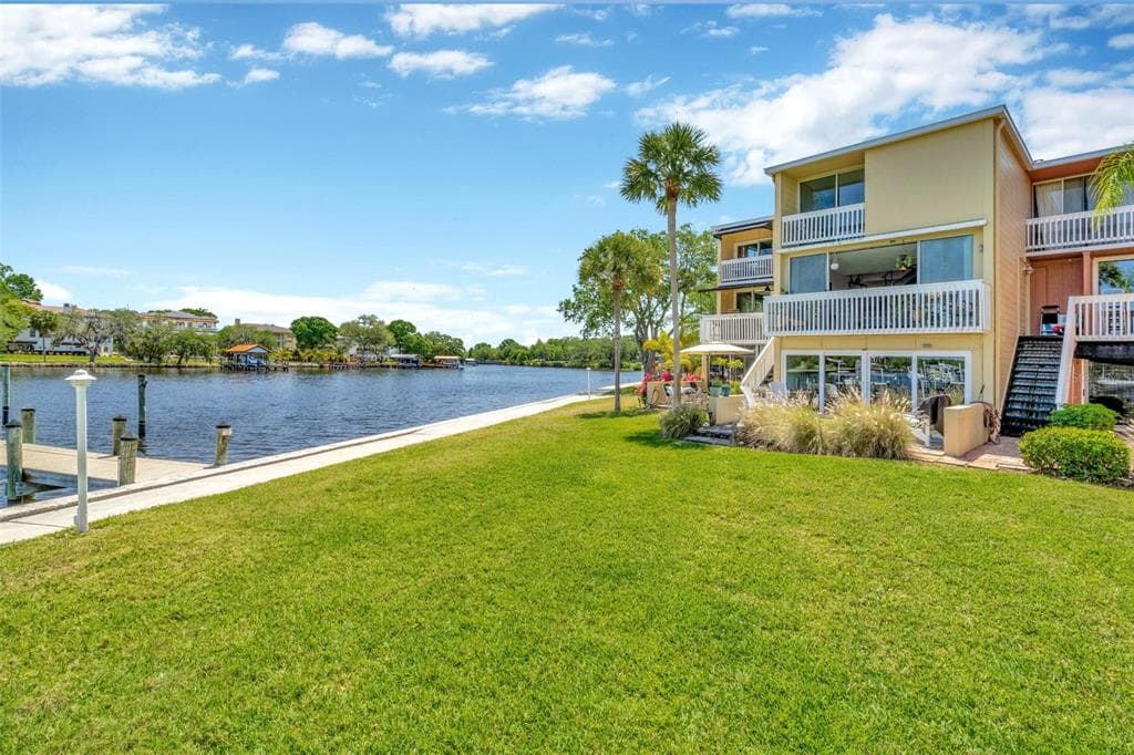 2424 W TAMPA BAY BOULEVARD UNIT A202 TAMPA, FL 33607