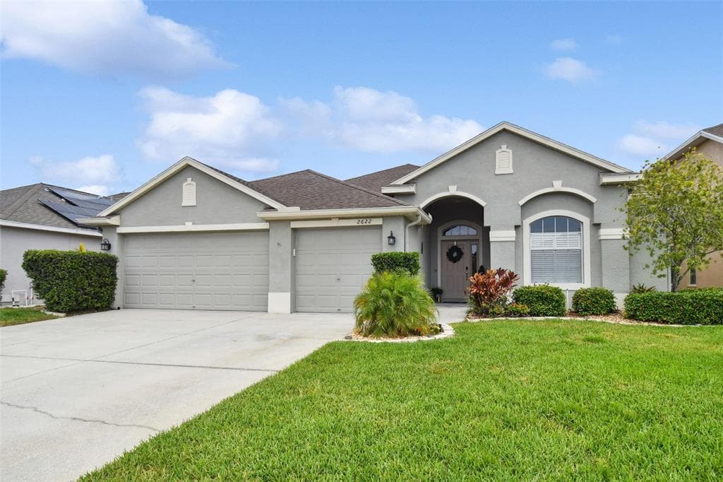 2622 EAGLE CREST COURT HOLIDAY, FL 34691