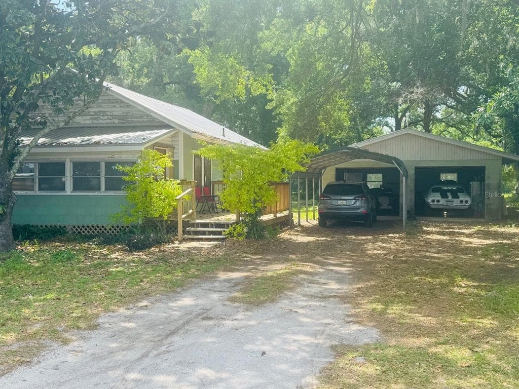 2912 NELSON AVENUE DOVER, FL 33527
