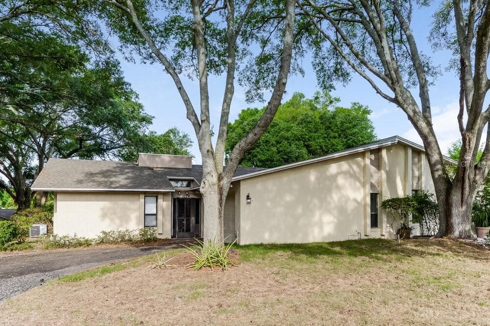 1024 OLD MAGNOLIA COVE DRIVE APOPKA, FL 32712