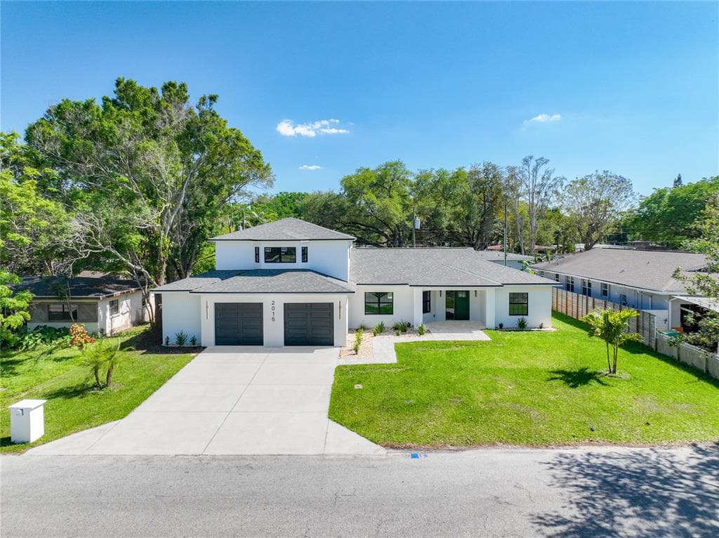 2015 HEALY DRIVE