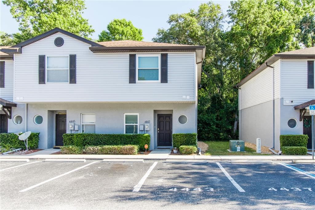 4443 HAR PAUL CIRCLE TAMPA, FL 33614