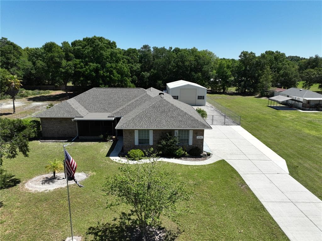 5741 SAWYER ROAD LAKELAND, FL 33810