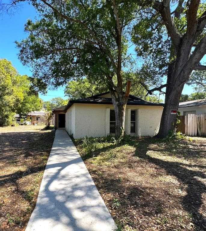 15577 WESTMINISTER AVENUE UNIT A CLEARWATER, FL 33760