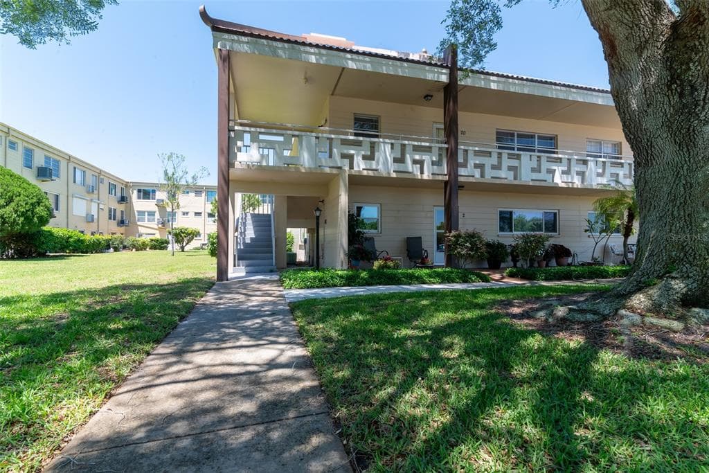 2280 WORLD PARKWAY BOULEVARD UNIT 20 CLEARWATER, FL 33763