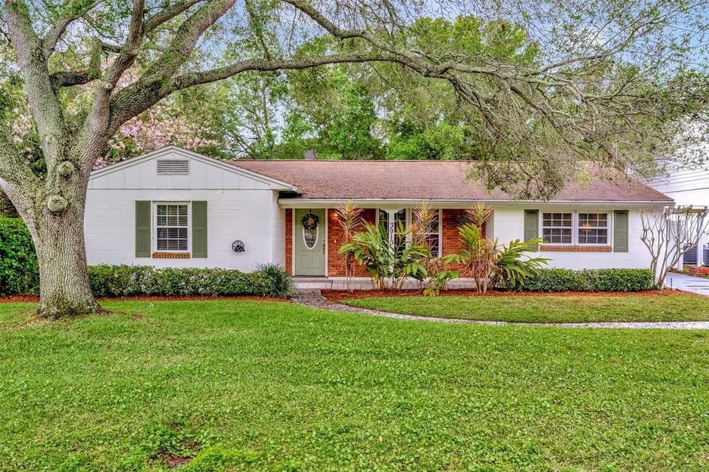 3910 W SAN CARLOS STREET TAMPA, FL 33629