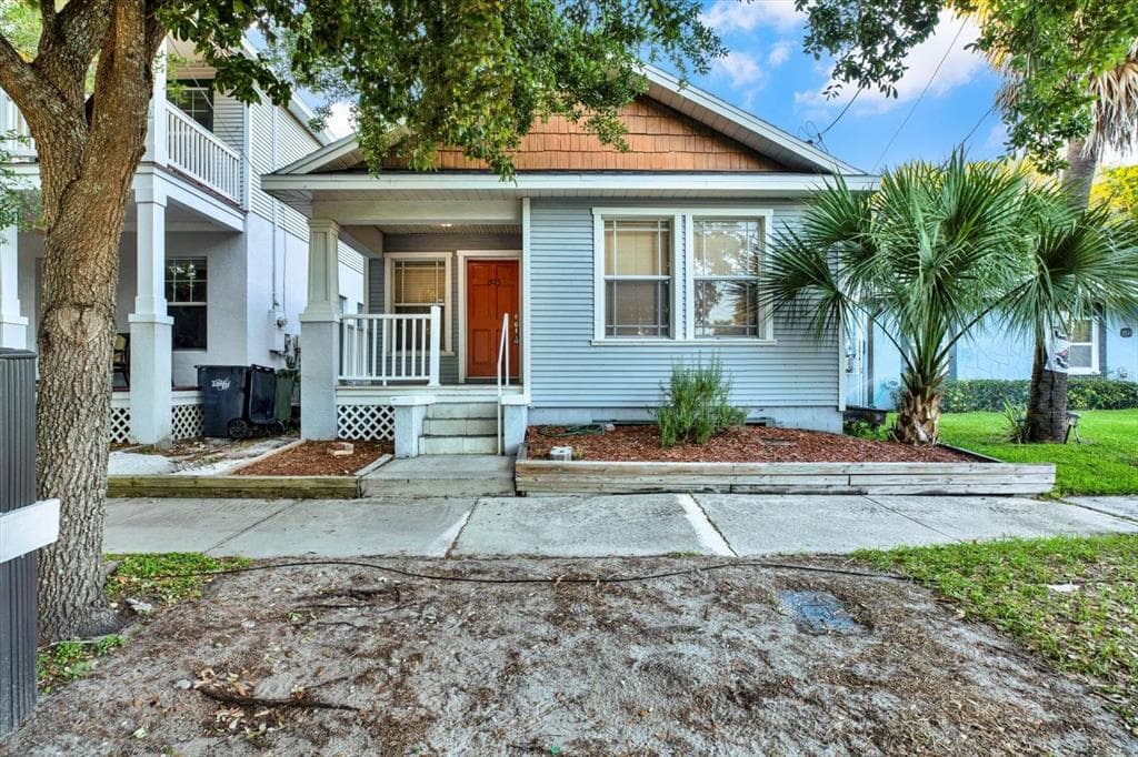 1925 W CHESTNUT STREET TAMPA, FL 33607