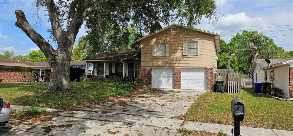 1814 LOWRY AVENUE LAKELAND, FL 33801