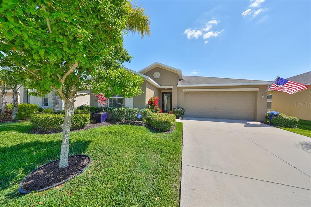 16827 PEACEFUL VALLEY WIMAUMA, FL 33598