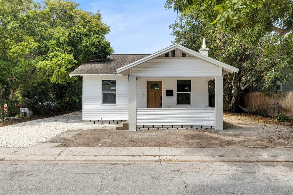 2121 AUBURN STREET S ST PETERSBURG, FL 33712