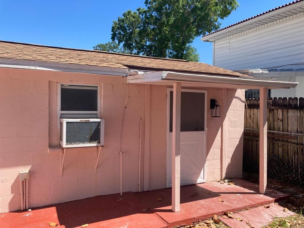 3024 W HAYA STREET TAMPA, FL 33614