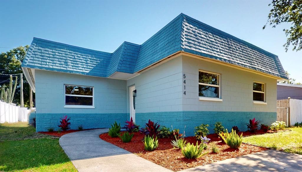 5414 NEWTON AVENUE S GULFPORT, FL 33707