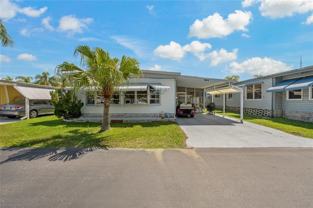 10861 WALNUT STREET NE UNIT 185 ST PETERSBURG, FL 33716
