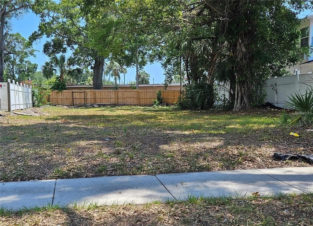 3336 8TH AVENUE N ST PETERSBURG, FL 33713