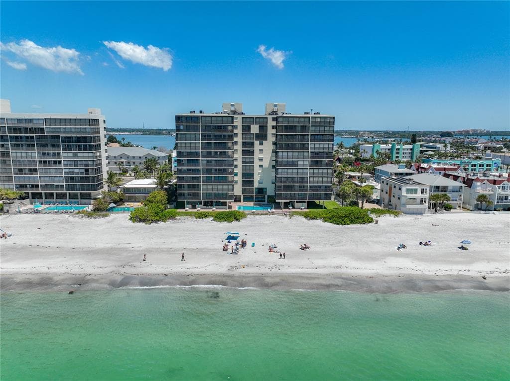 15400 GULF BOULEVARD UNIT 804 MADEIRA BEACH, FL 33708