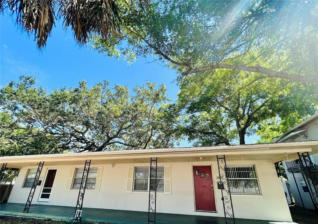 1829 10TH STREET N ST PETERSBURG, FL 33704