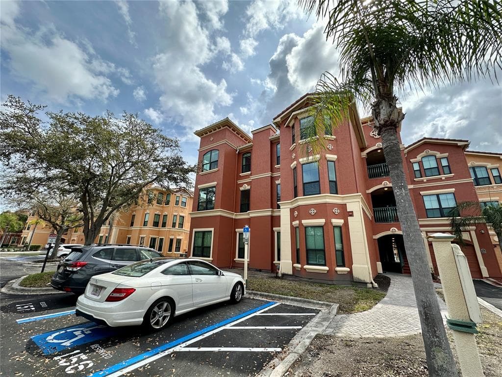 2725 VIA CIPRIANI UNIT 730A CLEARWATER, FL 33764