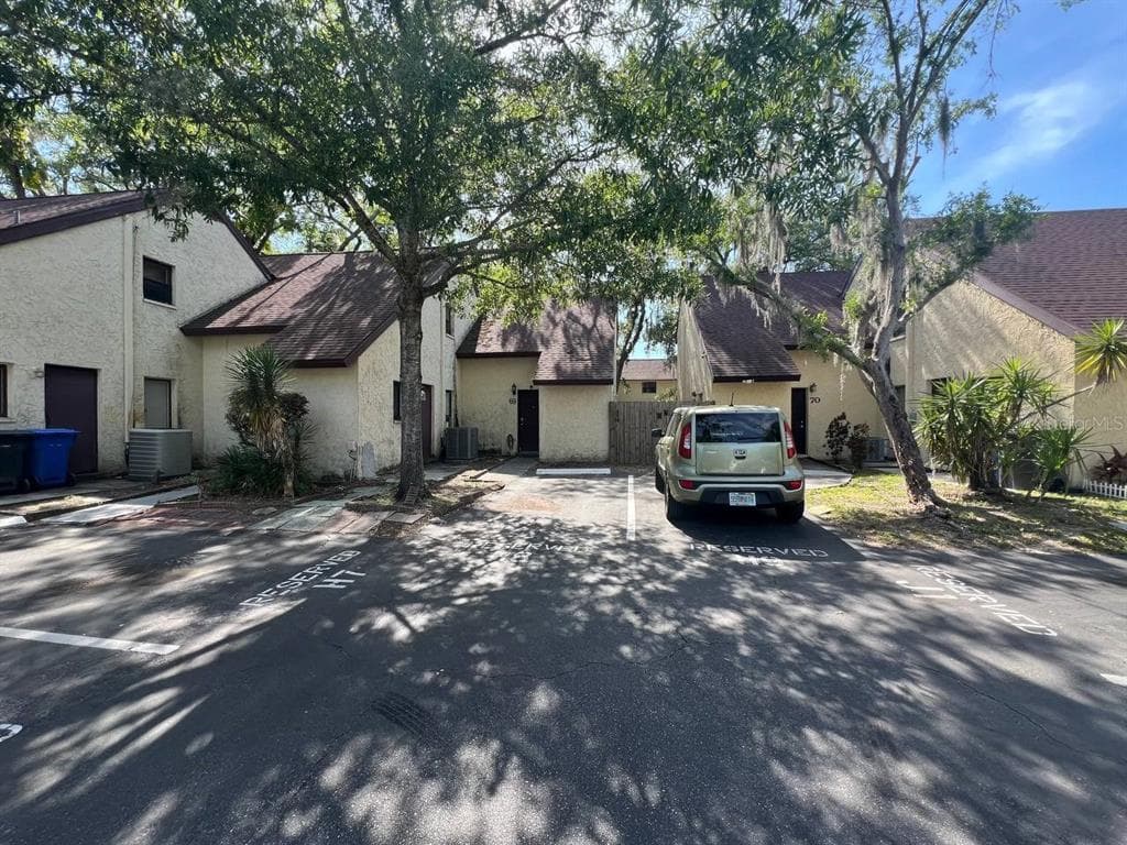 12414 N 58TH STREET UNIT 69 TAMPA, FL 33617