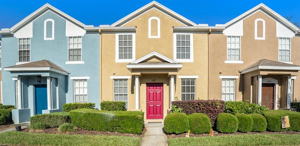 1227 CHARLESWORTH DRIVE WESLEY CHAPEL, FL 33543