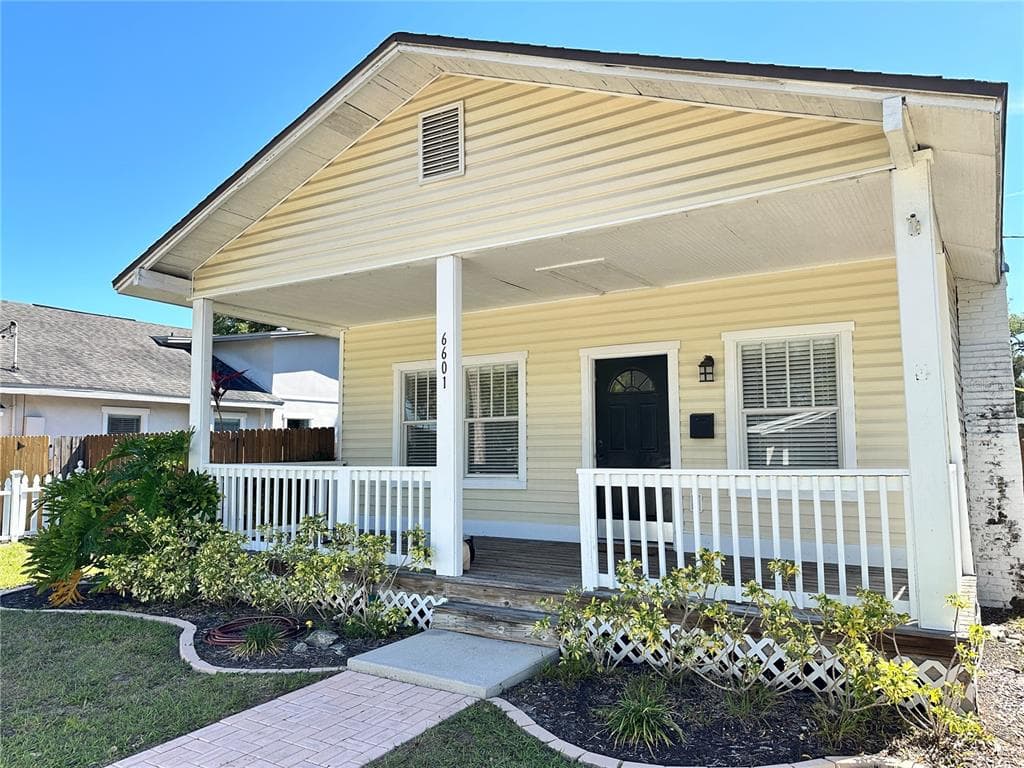 6601 N WELLINGTON AVENUE TAMPA, FL 33604