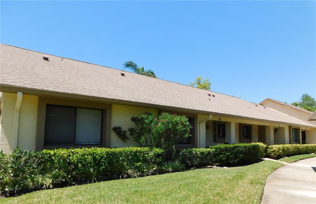 2514 OAKLEAF LANE UNIT 27B CLEARWATER, FL 33763