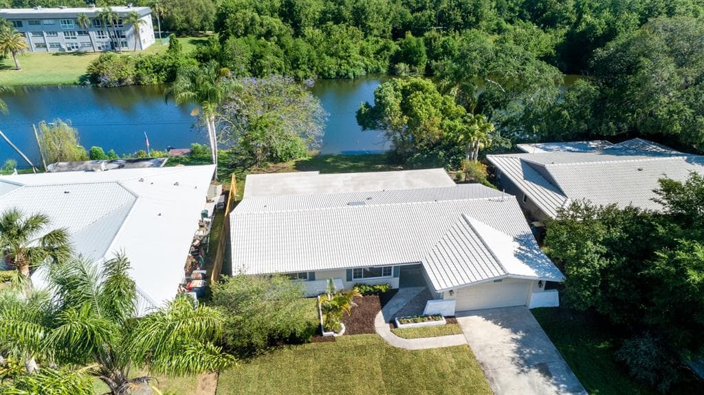 2040 CORONET LANE CLEARWATER, FL 33764