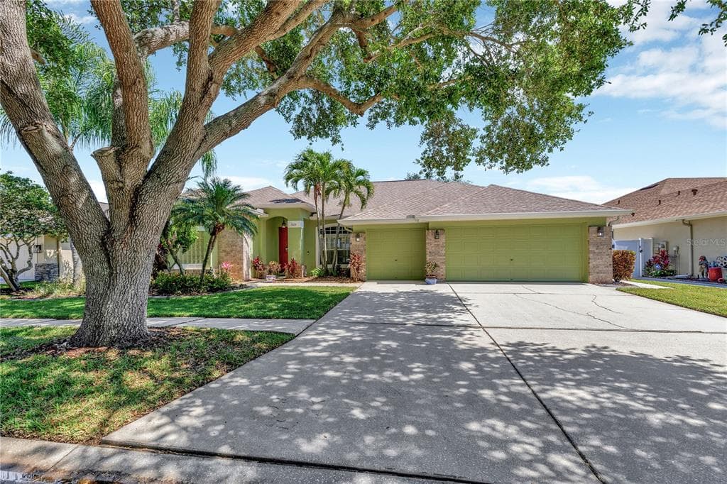 7223 COLONIAL LAKE DRIVE RIVERVIEW, FL 33578