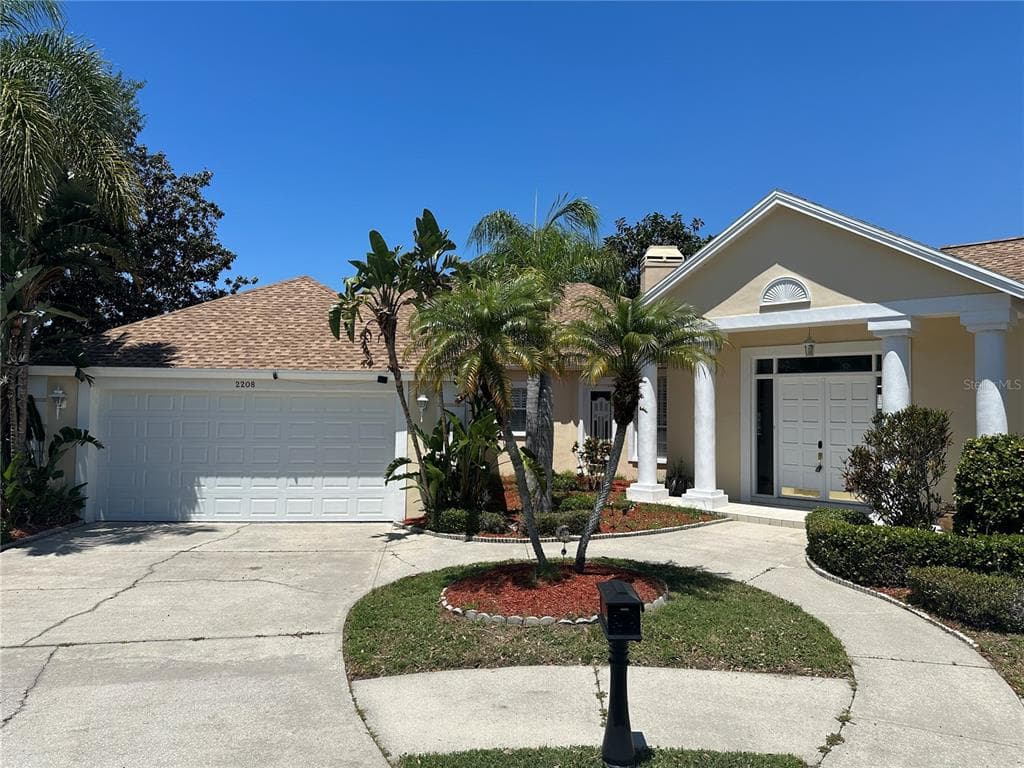 2208 HAMPSTEAD COURT SAFETY HARBOR, FL 34695