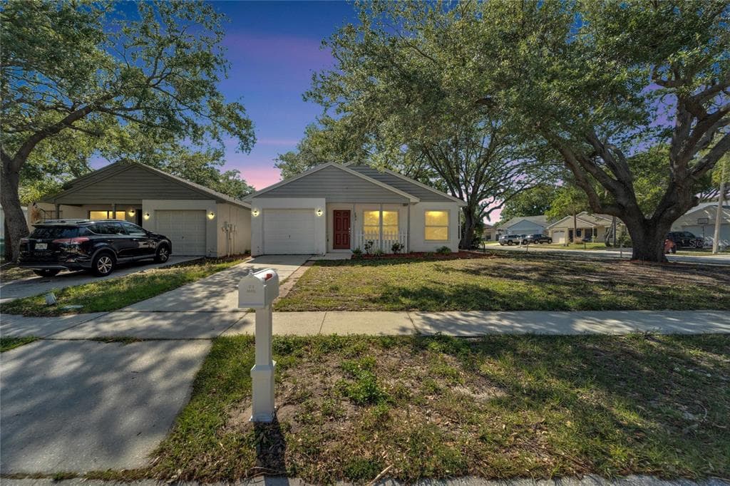 3838 LAKE SHORE DRIVE PALM HARBOR, FL 34684